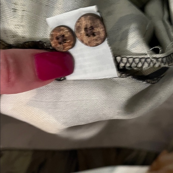 Tommy Bahama 100% silk Tropical print guayabera shirt - Picture 3 of 4